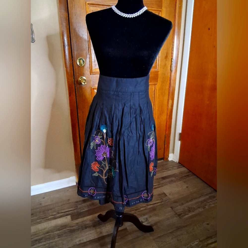 Venezia Black Skirt with Colorful Floral Embroidery